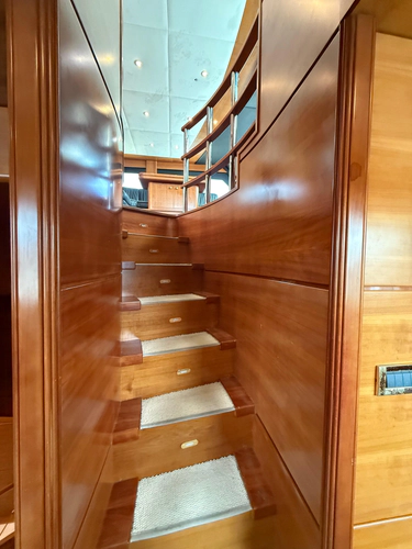 Sunrise Yacht Photos Pics 