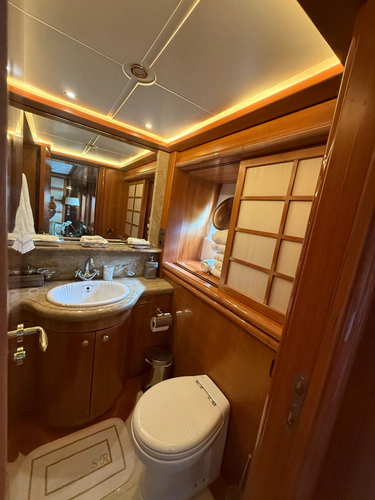 Sunrise Yacht Photos Pics 