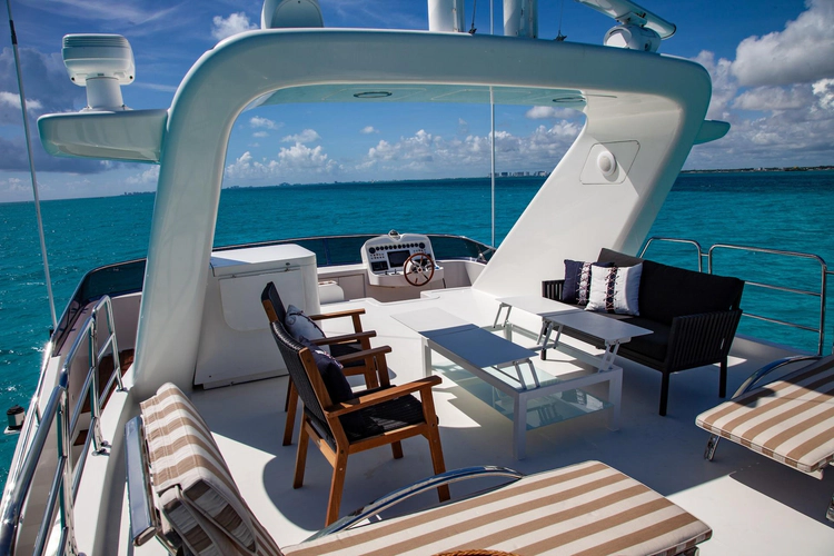 Sunrise Yacht Photos Pics 