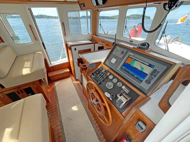 Simpatico Yacht Photos Pics 