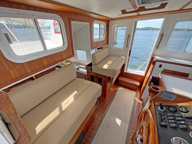 Simpatico Yacht Photos Pics 