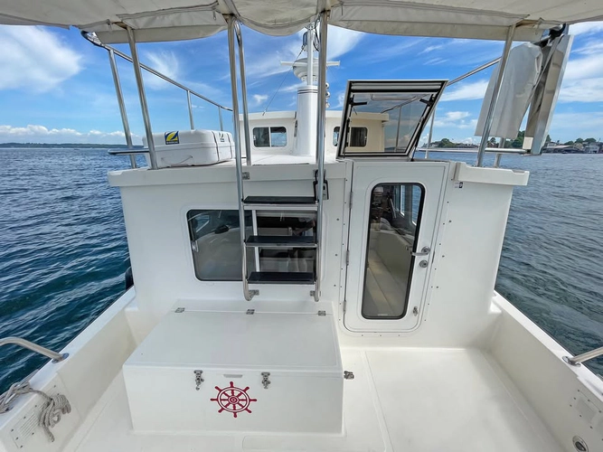 Simpatico Yacht Photos Pics 