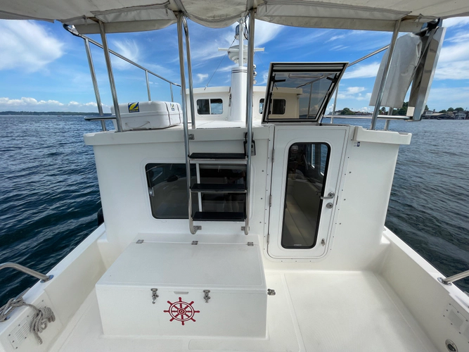 Simpatico Yacht Photos Pics 