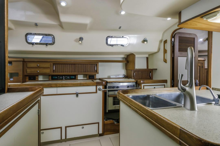 Seeker Yacht Photos Pics 