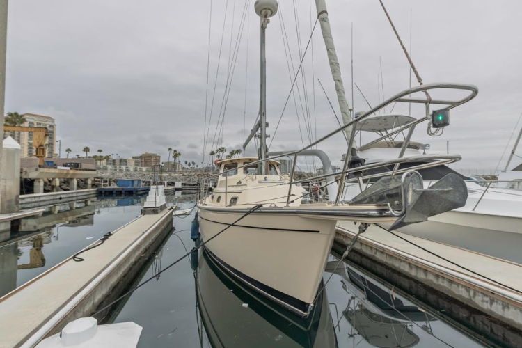 Seeker Yacht Photos Pics 