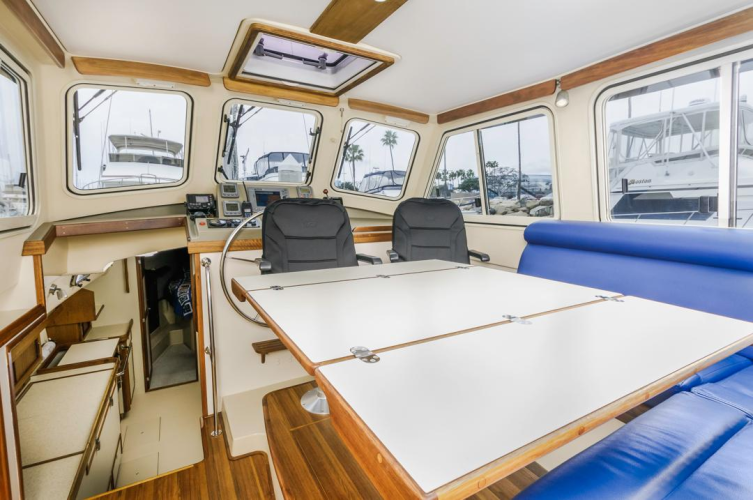 Seeker Yacht Photos Pics 