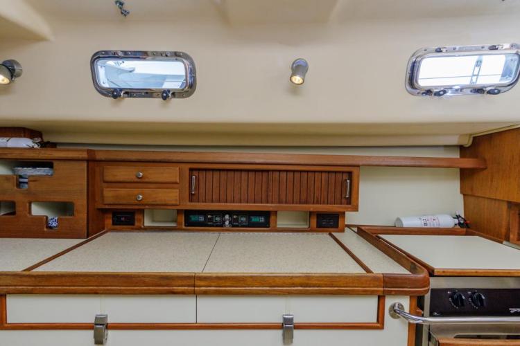 Seeker Yacht Photos Pics 