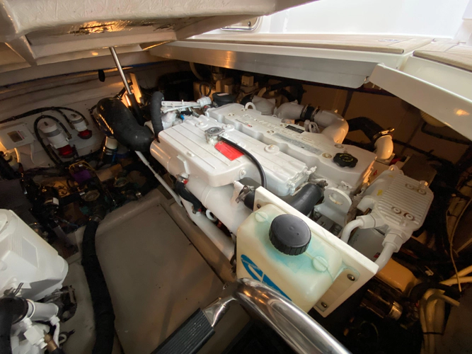 Equinox Yacht Photos Pics 