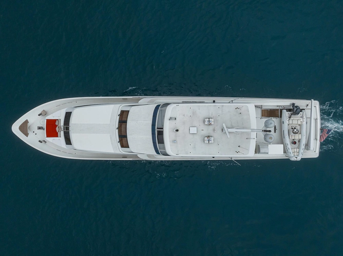 Miss Dunia Yacht Photos Pics 