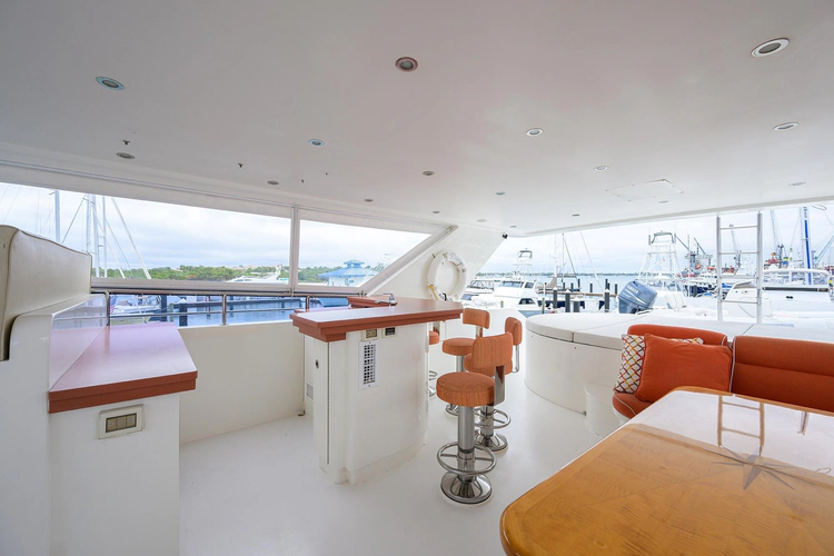 Miss Dunia Yacht Photos Pics 