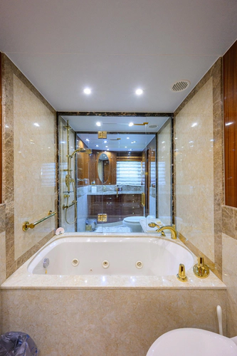 Miss Dunia Yacht Photos Pics 