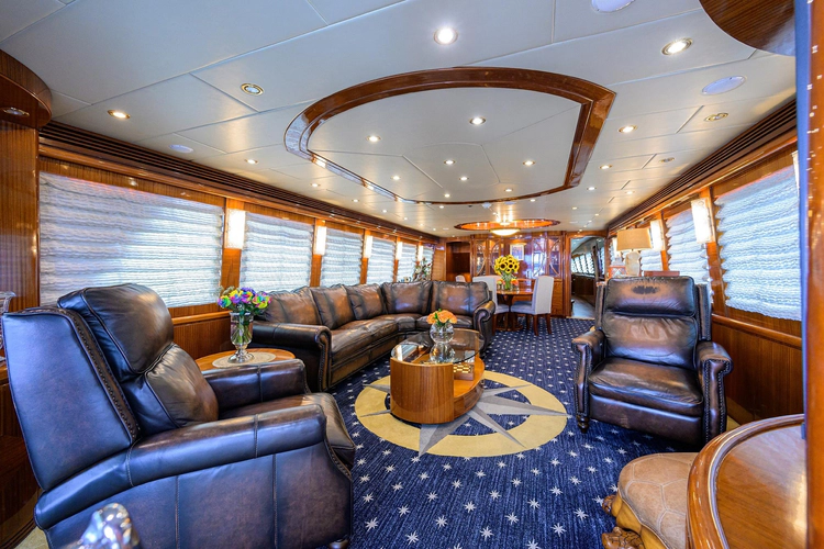 Miss Dunia Yacht Photos Pics 