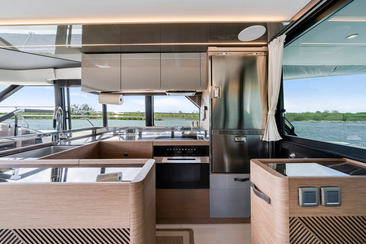 Double Life Yacht Photos Pics 