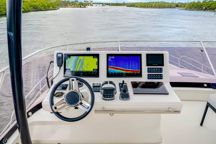 Double Life Yacht Photos Pics 