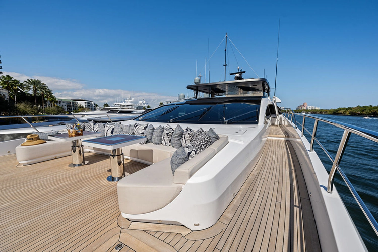 Artemis Yacht Photos Pics 