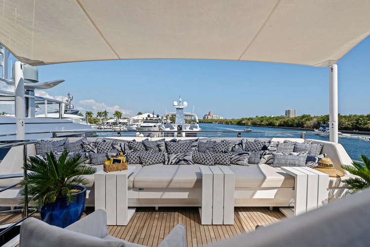 Artemis Yacht Photos Pics 