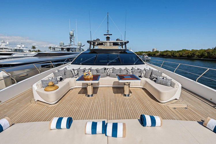 Artemis Yacht Photos Pics 