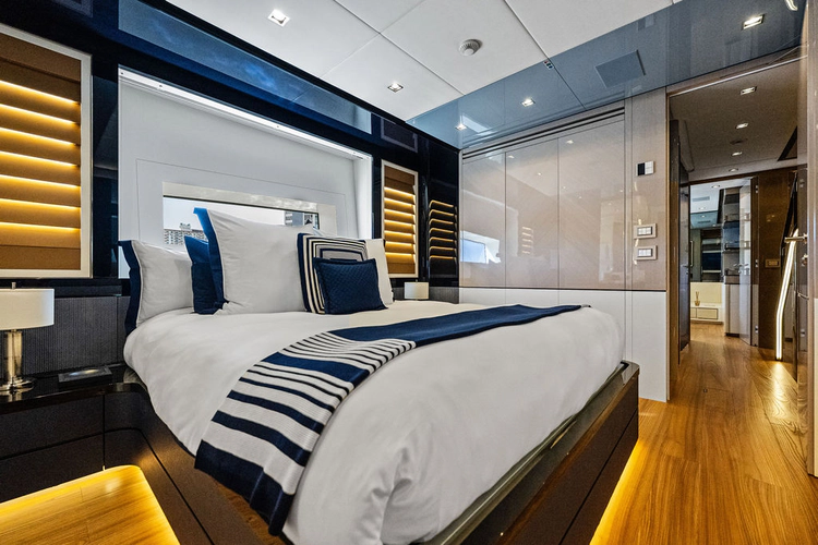 Artemis Yacht Photos Pics 