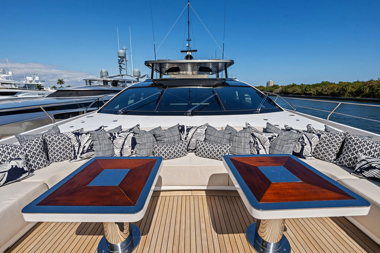 Artemis Yacht Photos Pics 