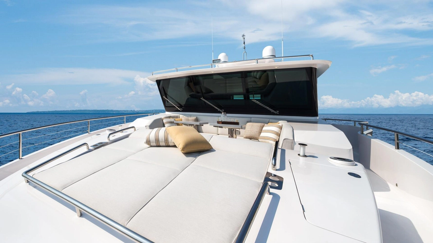 Happy Heart Yacht Photos Pics 