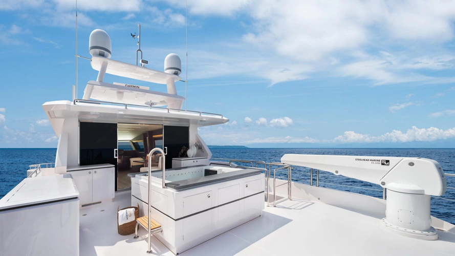 Happy Heart Yacht Photos Pics 