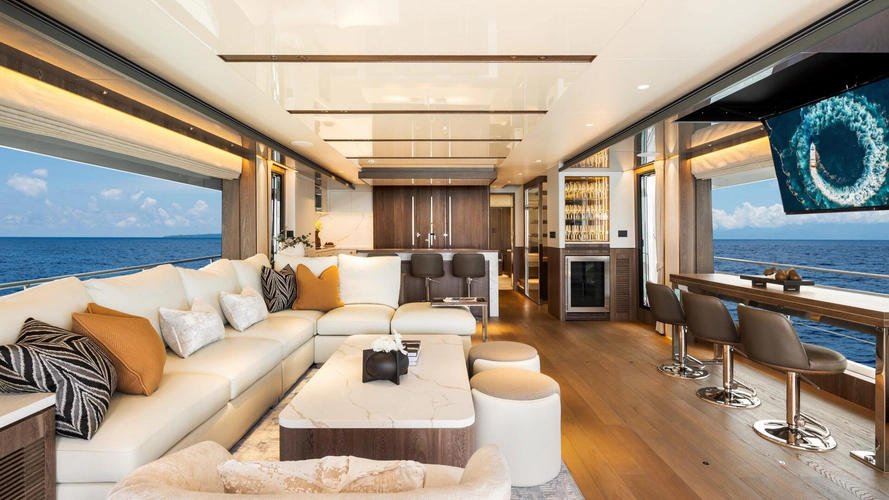 Happy Heart Yacht Photos Pics 