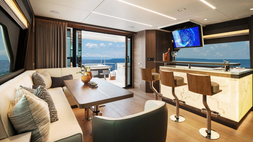 Happy Heart Yacht Photos Pics 