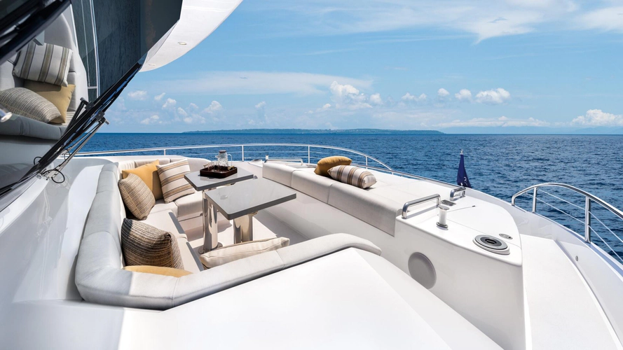 Happy Heart Yacht Photos Pics 