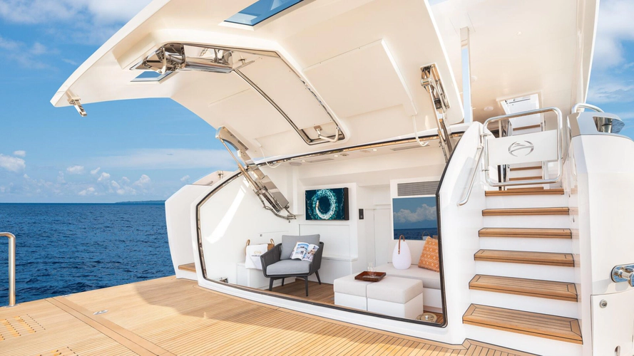 Happy Heart Yacht Photos Pics 