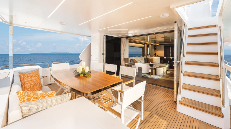 Happy Heart Yacht Photos Pics 