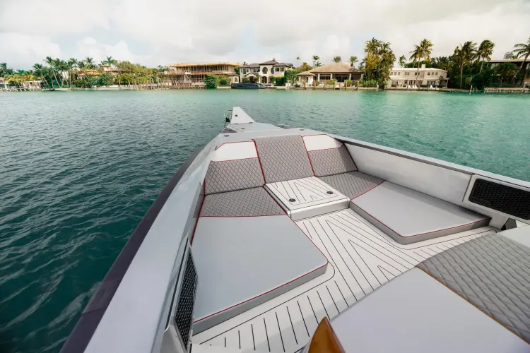 Mana Yacht Photos Pics 