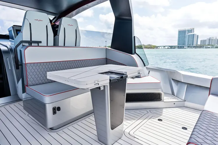Mana Yacht Photos Pics 