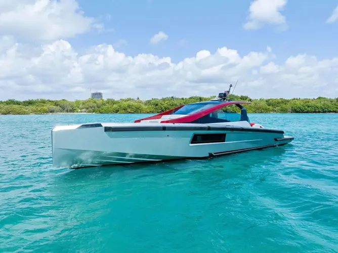 Mana Yacht Photos Pics 