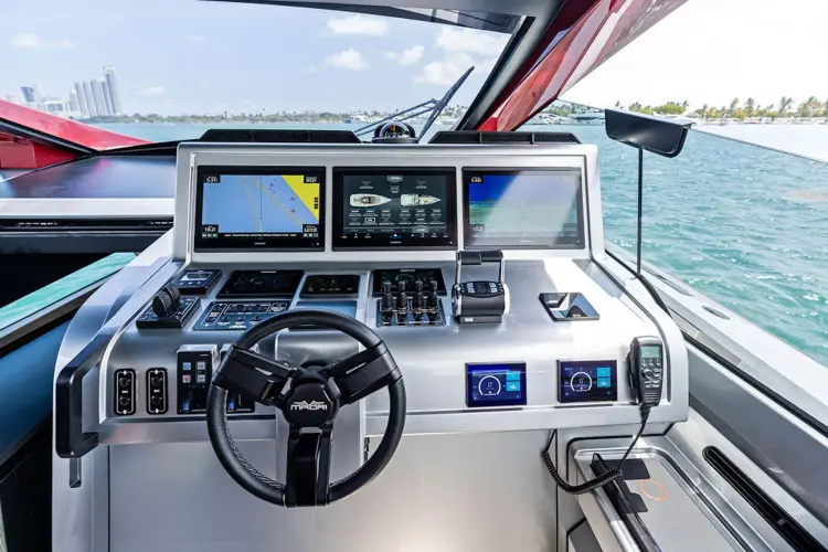 Mana Yacht Photos Pics 