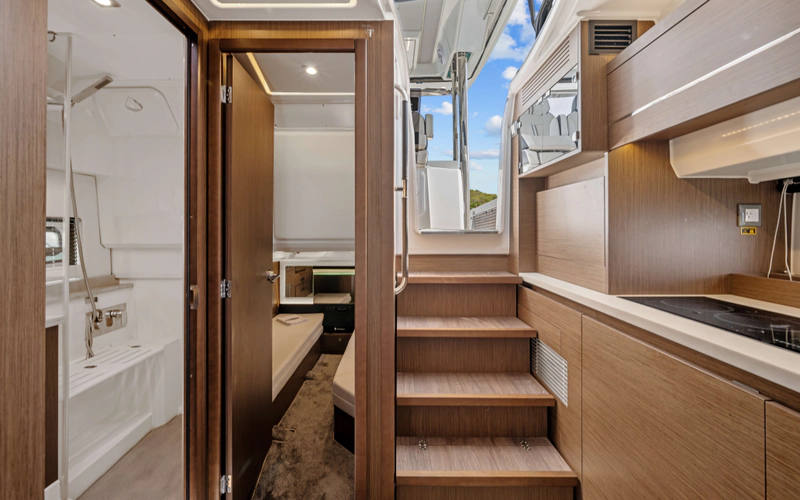 Lunasea Yacht Photos Pics 