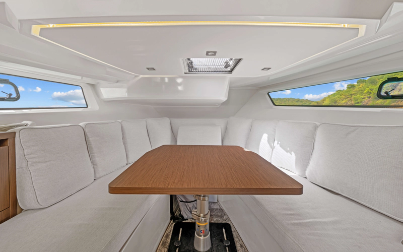 Lunasea Yacht Photos Pics 