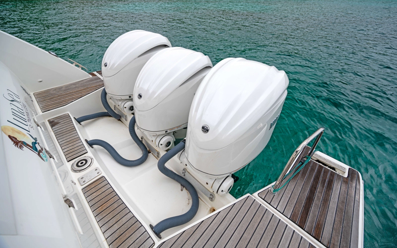 Lunasea Yacht Photos Pics 