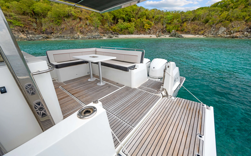 Lunasea Yacht Photos Pics 