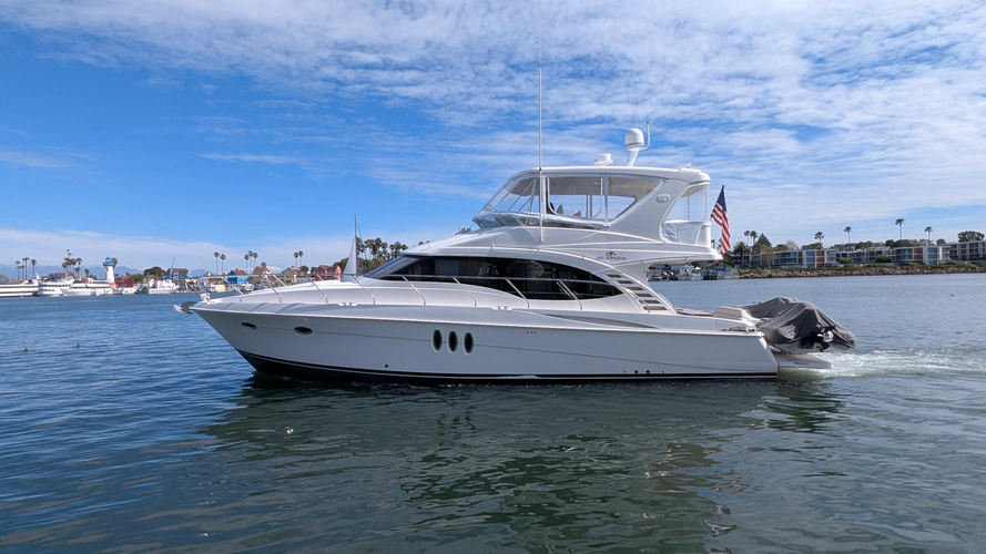 52' Ovation 2010