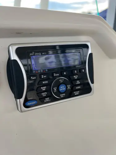 Mystic Wench Yacht Photos Pics 