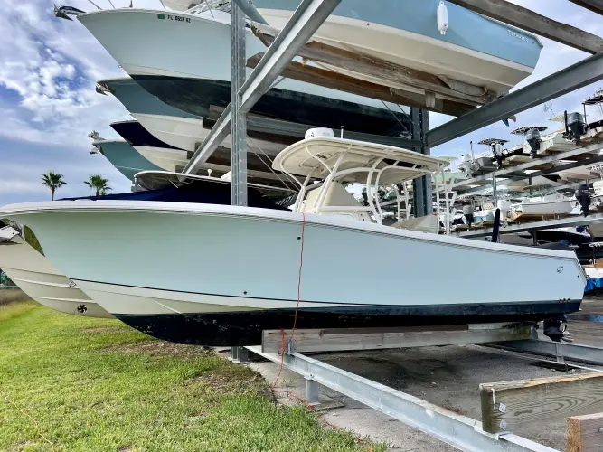 Mystic Wench Yacht Photos Pics 