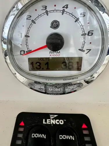 Mystic Wench Yacht Photos Pics 