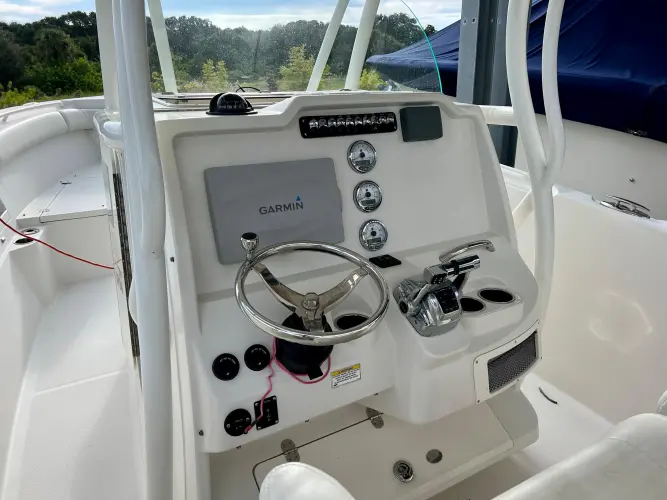 Mystic Wench Yacht Photos Pics 