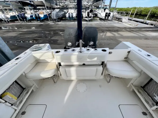 Mystic Wench Yacht Photos Pics 