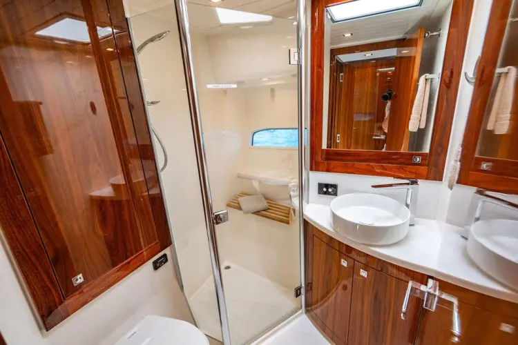 Bald Eagle Yacht Photos Pics 