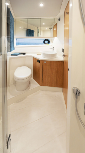 585 Suv Yacht Photos Pics 