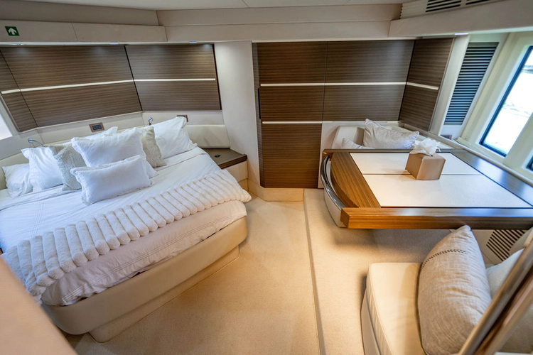 Yullah Yacht Photos Pics 