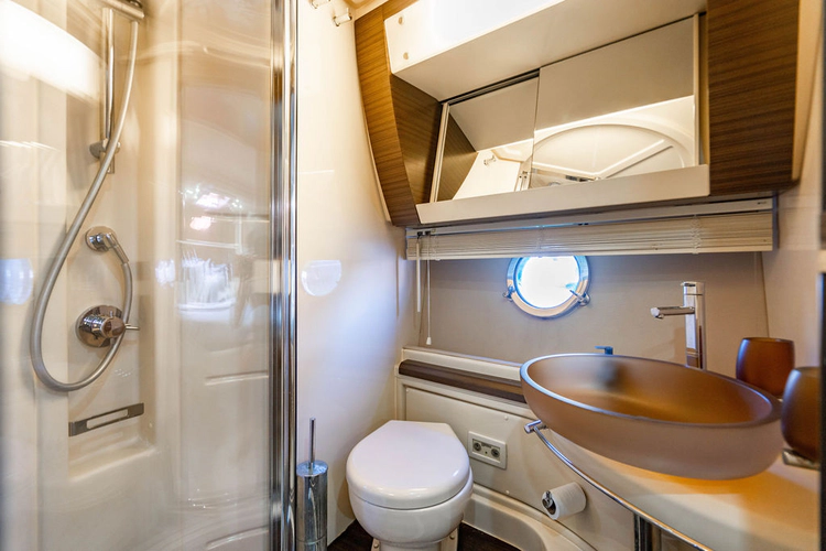 Yullah Yacht Photos Pics 