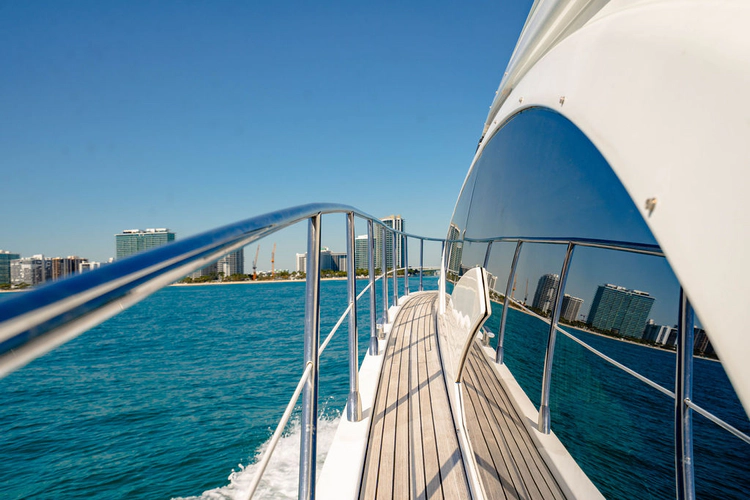 Yullah Yacht Photos Pics 