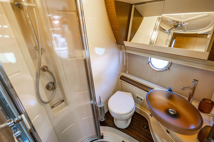 Yullah Yacht Photos Pics 